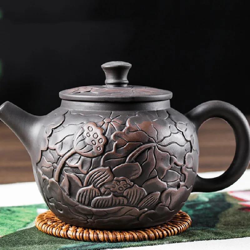 Black Cross Beauty Kettle for a Timeless Tea Ritual