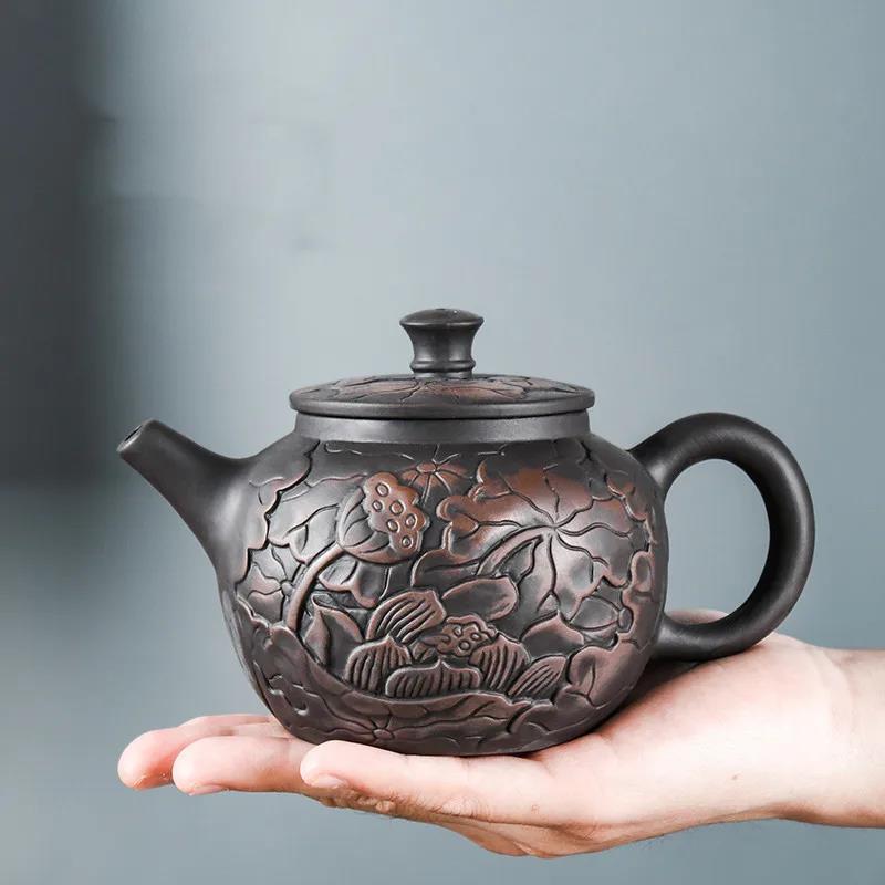 Black Cross Beauty Kettle for a Timeless Tea Ritual